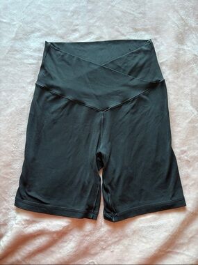 Aerie real me bike shorts